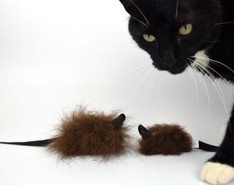Buffalo / Bison Fur Cat Toy: Organic Catnip Mini Mouse