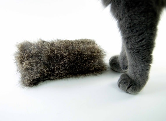 rabbit foot cat toy