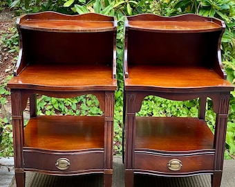 Drexel Vintage Mahogany Nightstands  With Drawer