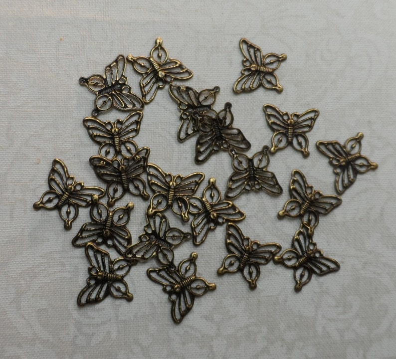 20pcs-CHM40B Vintage gold plate brass stamped butterflies,12x38th