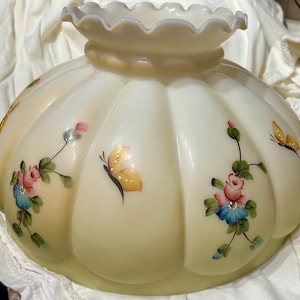 Vintage Melon Butterfly Hanging Or Table Lamp Light Shade 13 3/4” Fitter