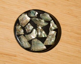 Abalone Trivet, vintage 1960s, made by craftsmen of Betty's Shells, Hot plate, smaller size