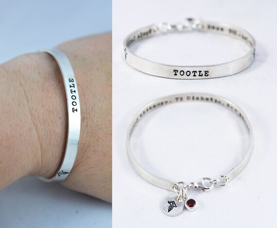 medical alert bangle