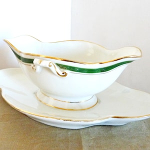 Molheira de porcelana, francesa antiga, final do século XVIII ao início do século XIX