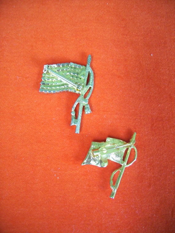 Two Vintage American Flag Pins Brooches, Rhinesto… - image 6