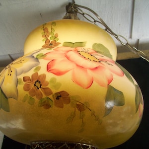 Vintage Mid-century Colonial Victorian Style Plug In Hanging Swag Lamp, Hand Painted Swag Lamp 20&quot;, Cottage Core Swag Light