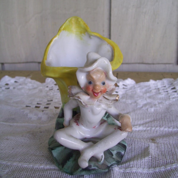 Vintage 1950's White Pixie Elf on Lily Pad Planter 4.5", Christmas Pixie, Made in Japan