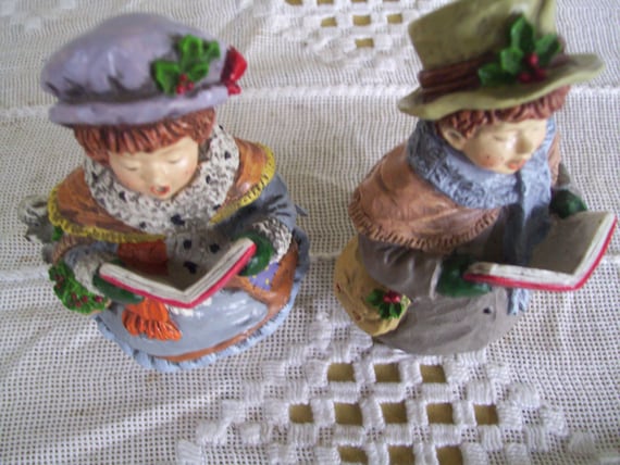 Resin christmas caroler figurines