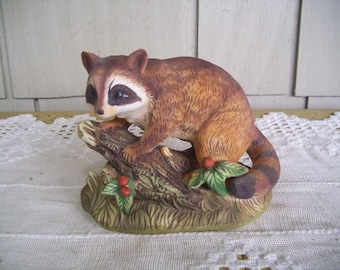 Vintage Porcelain Racoon Figurine with Holly Berries, Homco Masterpiece Porcelain no. 1247, Christmas Wildlife