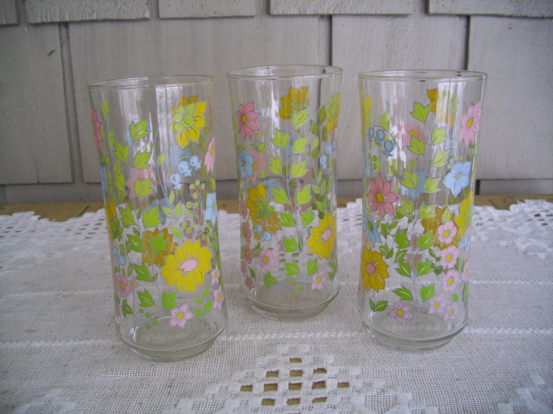 Three Vintage Corelle Spring Meadows Glass Tumblers Floral Etsy