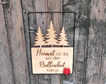 Decorative board Black Forest, antlers with Bollenhut hat