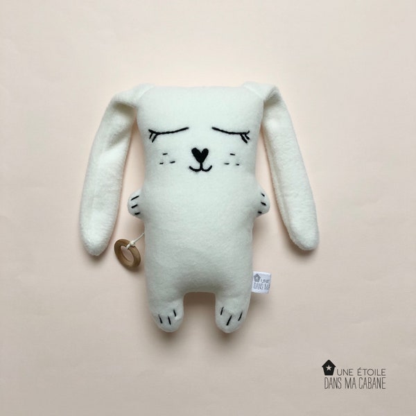 Peluche musicale lapin doudou fille ou garçon pour cadeau de naissance personnalisé ou anniversaire bébé boite à musique originale