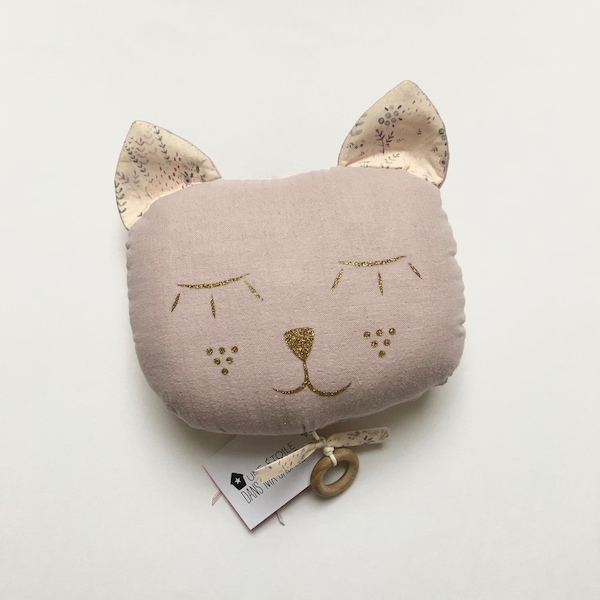 Peluche musicale chat gaze de coton rose et fleurs des champs pour cadeau de naissance fille ou anniversaire bébé boite à musique originale