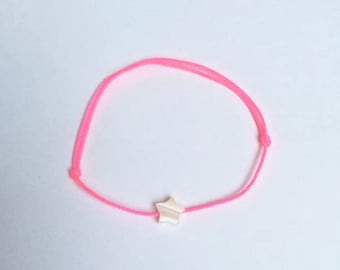 Simple white or pink pearly star bracelet with sliding links for baby, child, or mother - A star in my cabin