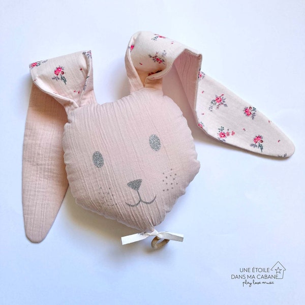 Coussin Musical Lapin  rose pâle pour cadeau de naissance bébé fille boîte à musique originale