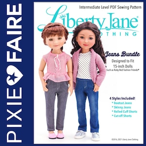 以下が含まれることがあります： 15インチのドール用のジーンズを作るためのPDF縫製パターンです。このパターンには、ブーツカットジーンズ、スキニージーンズ、ロールアップカフショーツ、カットオフショーツの4つのスタイルが含まれています。このパターンは、リバティジェーンクロージングによってデザインされています。
