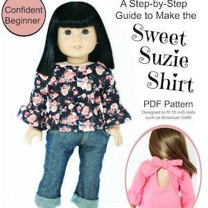 Peut inclure: Un patron PDF pour une chemise de poupée appelée "Sweet Suzie Shirt". Le patron est conçu pour les poupées de 45,7 cm, telles que les poupées American Girl. L'image montre une poupée portant une chemise à imprimé floral et un jean, et une chemise rose avec un nœud au dos.
