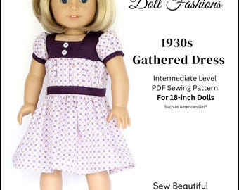 Pode incluir: Uma boneca vestindo um vestido franzido dos anos 1930. O vestido é branco com um padrão floral roxo, um corpete roxo escuro e um cinto combinando. A boneca tem cabelo loiro e usa sapatos bordô. A imagem inclui o texto "Heritage Doll Fashions".