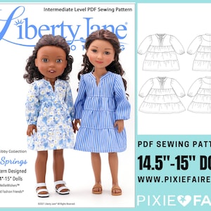 Könnte beinhalten: Ein PDF-Schnittmuster für ein Kleid, das für 14,5-15 Zoll große Puppen entworfen wurde. Das Schnittmuster ist für ein Alice Springs Kleid aus der Outback Libby Kollektion. Das Schnittmuster enthält Anweisungen zum Nähen eines Kleides mit langen Ärmeln und einem Stufenrock. Das Schnittmuster ist auf der Website www.pixiefaire.com erhältlich.