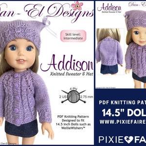 Puede incluir: Patrón de tejido de punto PDF para un suéter y un gorro de muñeca de 14,5 pulgadas. El patrón es para un nivel de habilidad intermedio e incluye instrucciones para un suéter y un gorro morados con un diseño de punto de cable. El patrón está disponible en Pixie Faire.