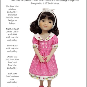 Könnte beinhalten: Ein rosa Kleid mit weißem Kragen und einem Rosenranken-Stickmuster. Das Kleid ist für eine 38 cm große Puppe konzipiert. Das Kleid hat einen vollen vorderen Saum, einen hinteren Saum und eine Ärmelmanschette mit Rosenranken-Stickerei. Das Set enthält auch ein Stirnband mit Rosenranken-Stickerei. Das Charm School Rose Vine Machine Embroidery Design Set.