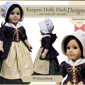 Peut inclure: Une poupée portant une robe rayée bleu et blanc avec un bonnet blanc et un tablier jaune. La robe est ornée d'une dentelle et d'un ruban rouge. La poupée tient une petite poupée blanche. L'image est intitulée "Keepers Dolly Duds Designs...real clothes for real dolls" et "Williamsburg".