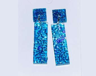 Resin, post-back dangle turquoise beaded earrings