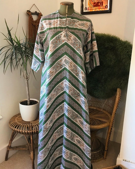 60's 70's chevron flower green orange kaftan dress