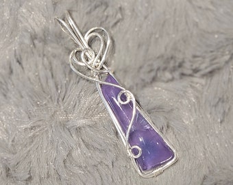 Pendentif violet Bridewell Crystal Bloom avec fil enveloppé