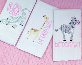 Juego de 3 paños para eructar bordados personalizados - con monograma - regalo para bebé - pañal de tela - Bebé niña - Bebé niño - Juego de 3 animales a todo color