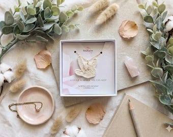 ASL ILY Necklace – Meaningful Gift, Minimalist Love Jewelry