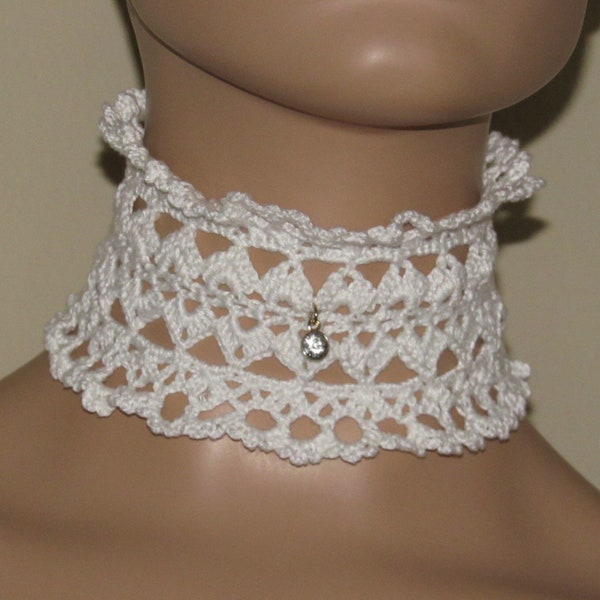 Crochet Choker, Victorian Inspired White Choker, Ruffled Choker, Crochet Lace Collar, Gifts for Her, Necklaces, Chokers, Accessories