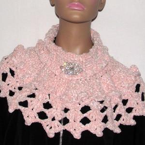 Crochet Pink Capelet For Women, Handmade Soft Velvet Poncho, Victorian Inspired Short Shoulder Covering, Wedding Accessories, Gift For Women