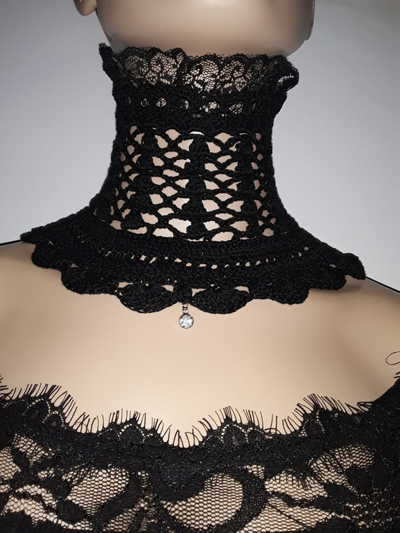 How to Buy Corsets for Gifts & Special Occasions