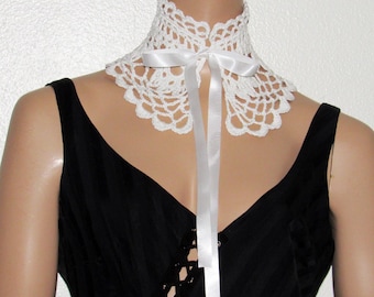 Virkat halsband i vitt spets, gotiskt viktorianskt inspirerat chokerkorsett, alternativa halssmycken, bröllopsaccessoarer, present till henne