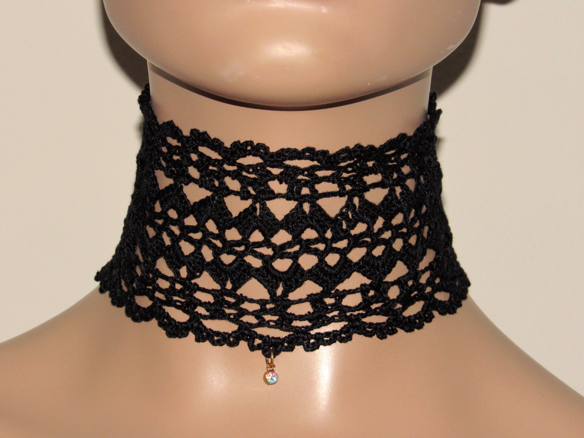 Crochet choker deals
