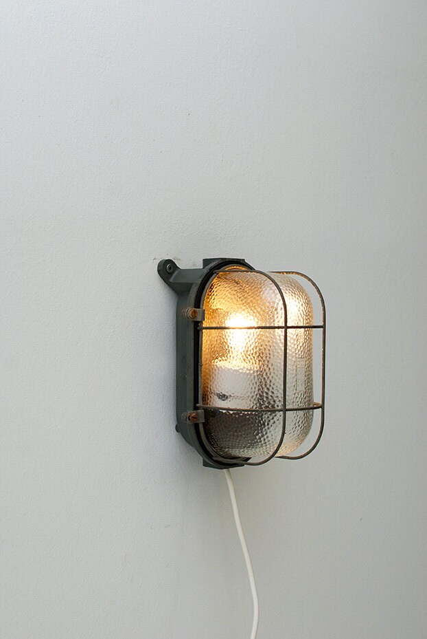 Industrial Wall Lamp Bunker Martelé Xl