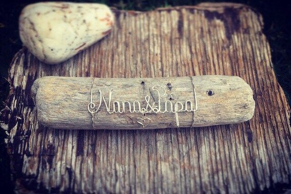 Nana & Papa Wire Art Driftwood Keepsake, Beach Gifts, Made in Maui, Wire Name, Driftwood Art, Beach Decor, Personalized Beach Decor.