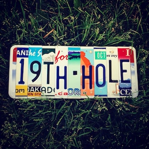 19th HOLE. Gift for Golfer. Golf. License plate art. Golfer. Bar sign. Bar Decor. Giftidea. For him. Sports. Titleist.