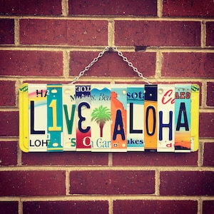 Live Aloha Sign, Aloha Sign, Palm Tree Decor, License Plate Art, Gift for Mom, Beach Gift, Palm Tree Wall Art, Beach House Decor, Hawaii Art