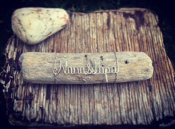 Nana & Papa Wire Art Driftwood Keepsake, Beach Gifts, Made in Maui, Wire Name, Driftwood Art, Beach Decor, Personalized Beach Decor.