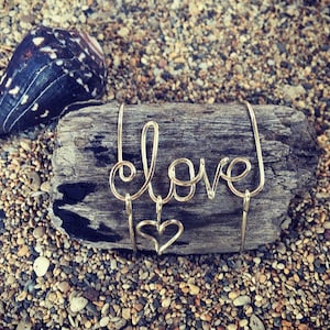 Love Tropical Wire Art Driftwood Beach Wedding Favor, Beach Wedding Decor, Wire Names, Driftwood Art, Love, Made In Hawaii, Wedding Gifts.