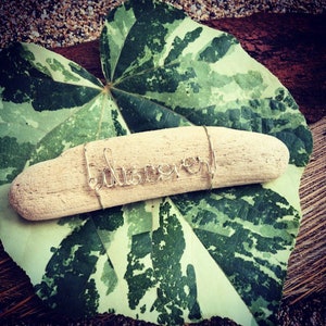 Personalizado inspirational citas regalo, alambre Driftwood piezas de arte, regalos inspiradores, arte de alambre, palabras personalizadas, palabras en la madera, regalos personalizados