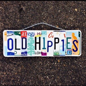 Vecchi hippy. Hippiechick. Hippiestyle. Arredamento hippie. Segno di pace. Idea regalo. Fatto a mano. Costume. Unico. Auto. Viaggio.