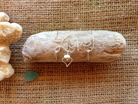 Driftwood Art, Gift for Mom, Beach Gift, Beach Birthday, Wire Name, Love Art, Puka Shell, Heart Gift