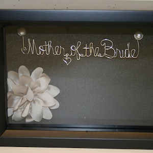 Mère du cadeau de mariée- Douche de mariée, cadeau de mariage- Mère de la mariée- cadeau de douche de mariée- Shadowbox de mariage