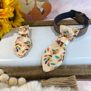 Corbata para perro/gato {Vibraciones de otoño} Corbata para mascotas de moda | Corbata de bufanda para perros/gatos {Vibraciones de otoño} Hecha a mano