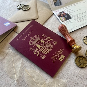 スペインの結婚式パスポート招待状 | スペイン旅行結婚式 | 旅行好き | デスティネーションウェディング | ビーチウェディング | スペインへの招待状