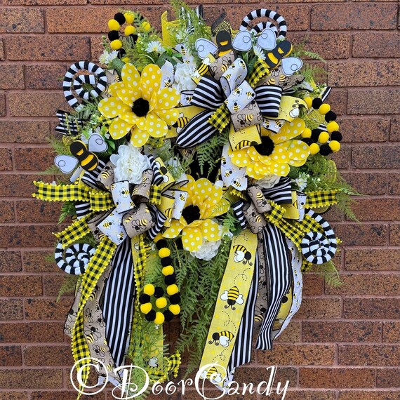 Spring Wreath - Wreath - Door Decor - Mesh Wreath - Premium Wreath