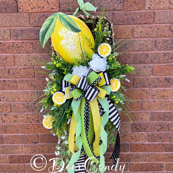 Spring Wreath - Wreath - Door Decor - Tobacco Basket Wreath - Premium Wreath